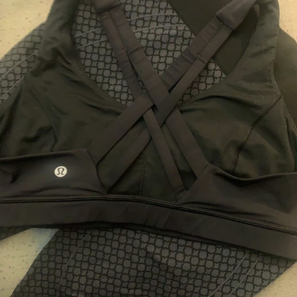 Black Lululemon Sport bra size 12